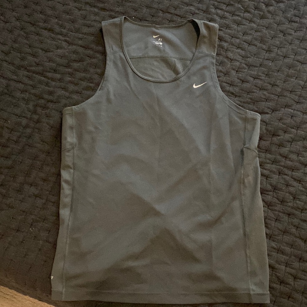 Mens large Nike miller dry fit tank
